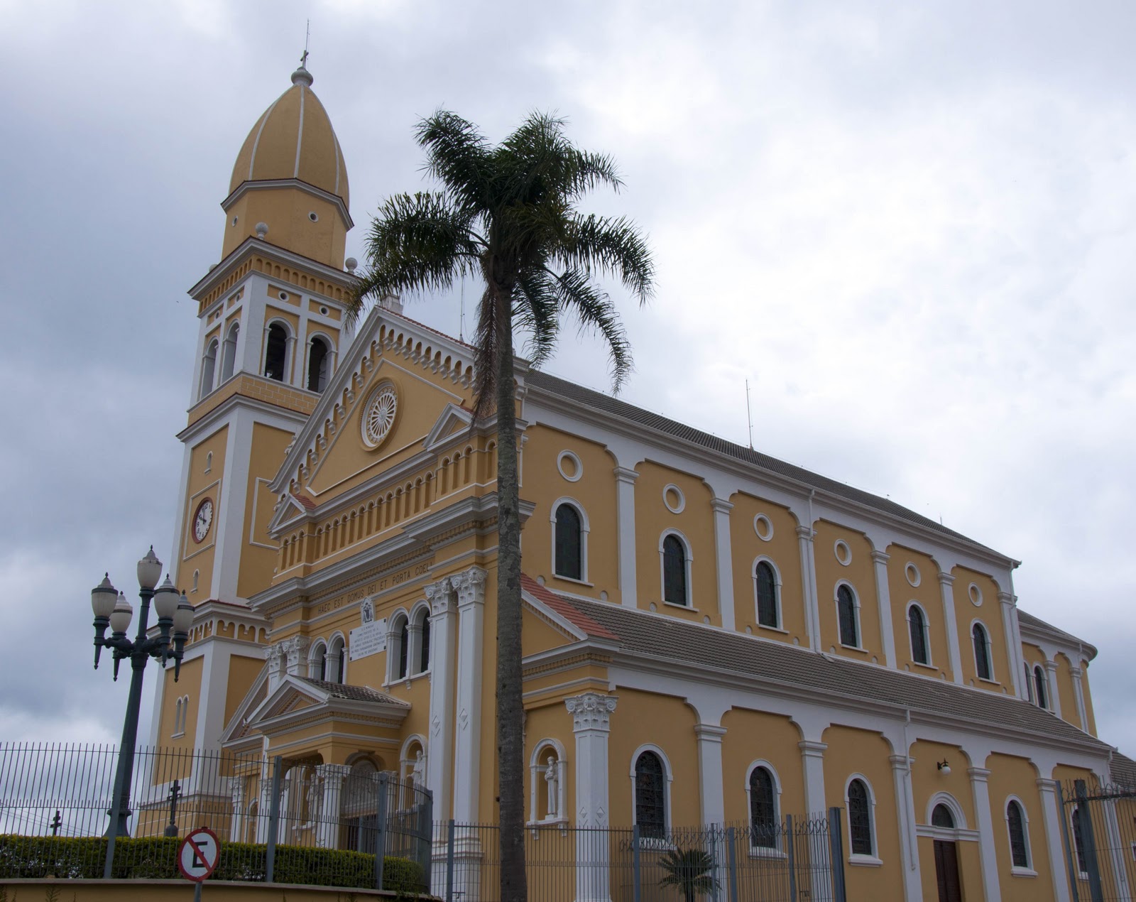 Salão de Festa no bairro-Umbará Curitiba